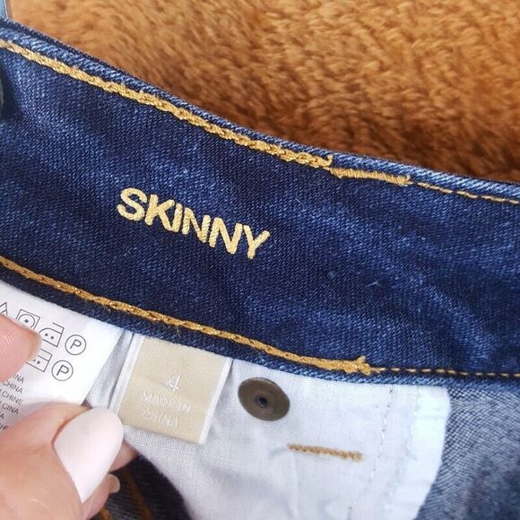 MICHAEL KORS Womens Jeans Size 4 Medium Wash Skinny Crop Stretch Denim - Picture 4 of 8